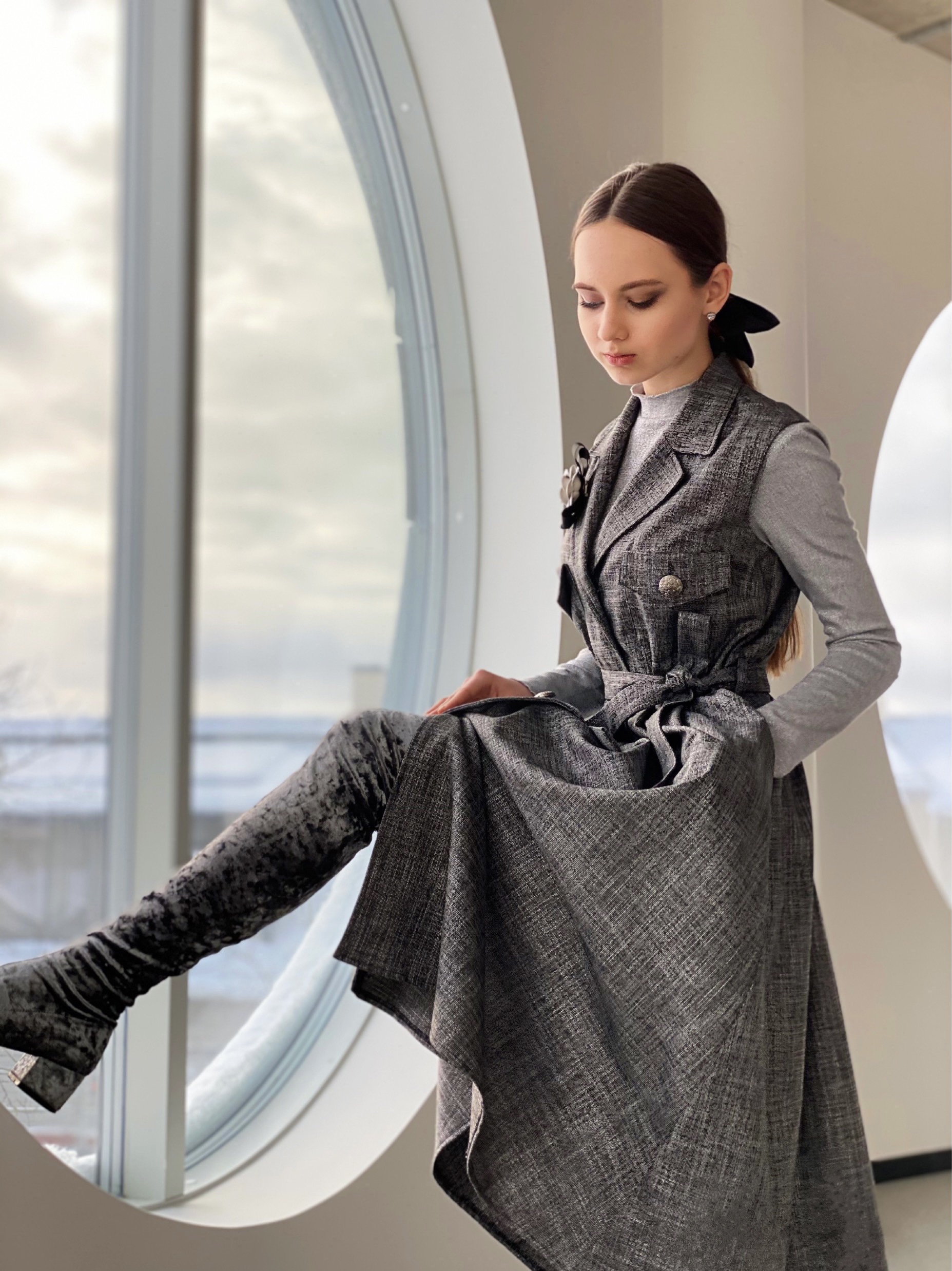 Grey classy dress with buttons