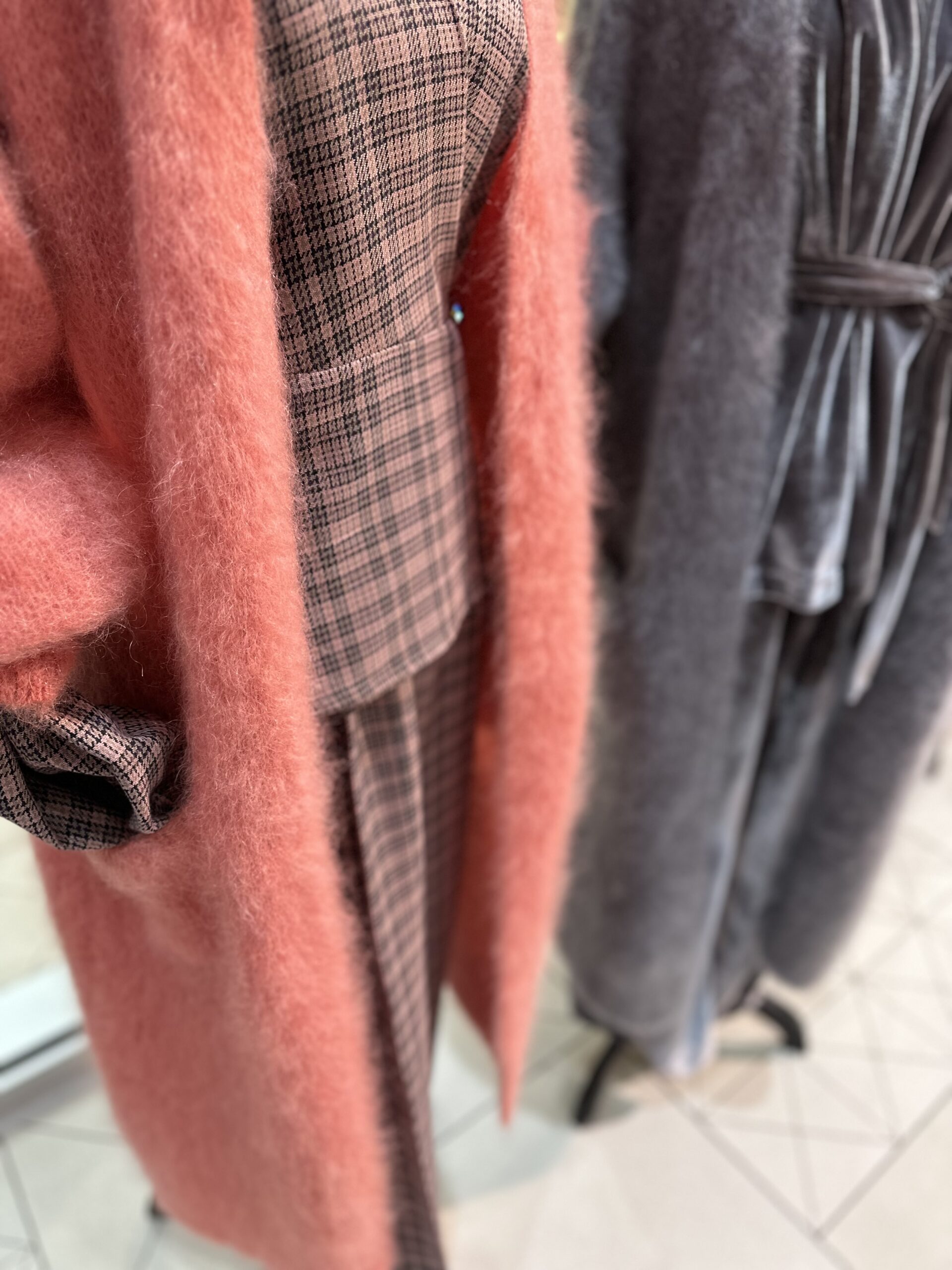 Incredibly Soft and Warm long Cardigan (120cm). Natural wool 81% Kid Mohair.
