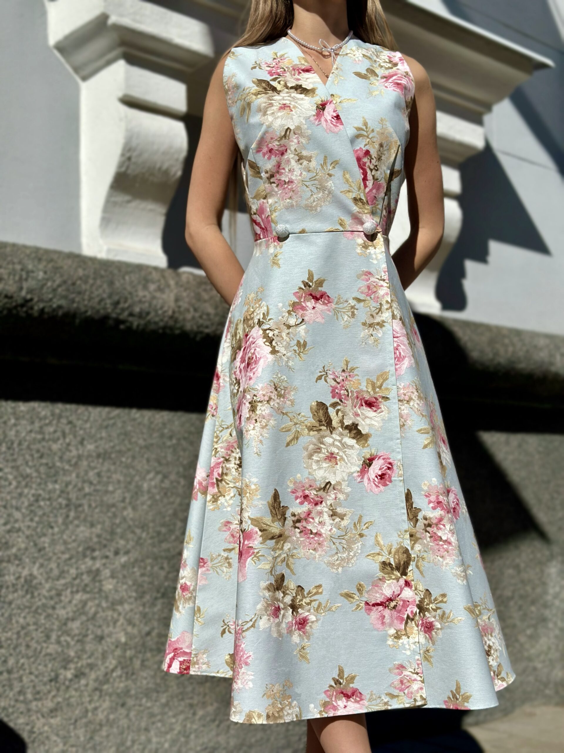 Tender roses dress