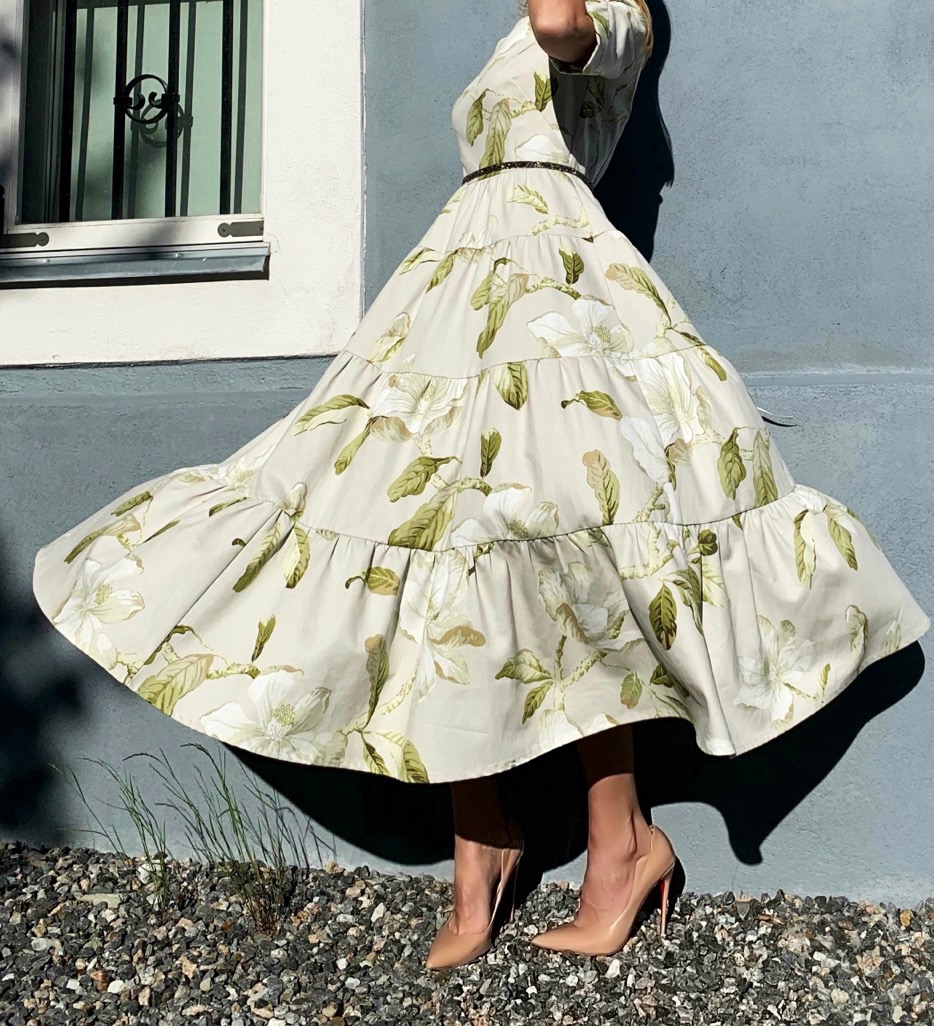 White garden dress with sparkling belt