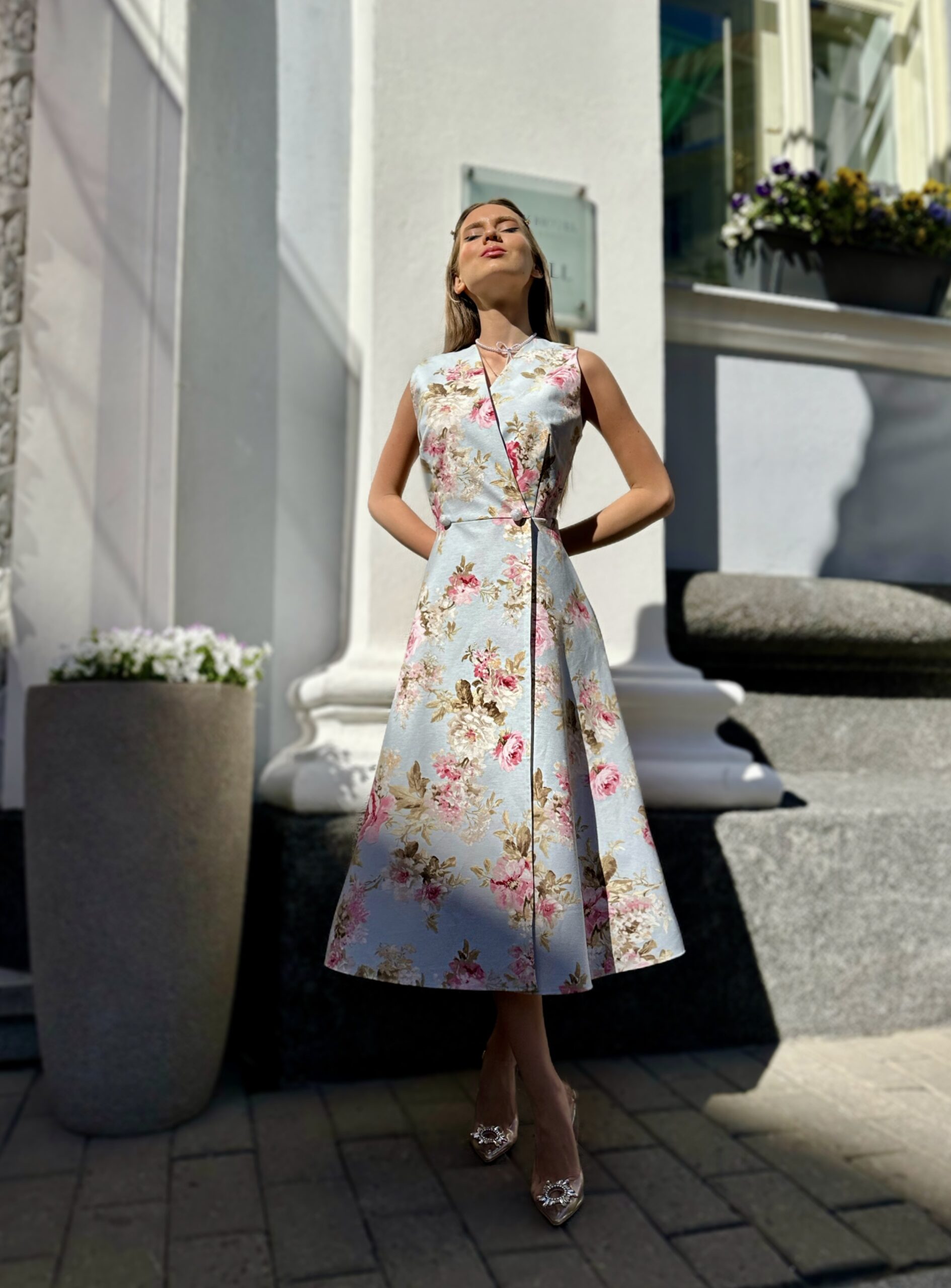 Tender roses dress