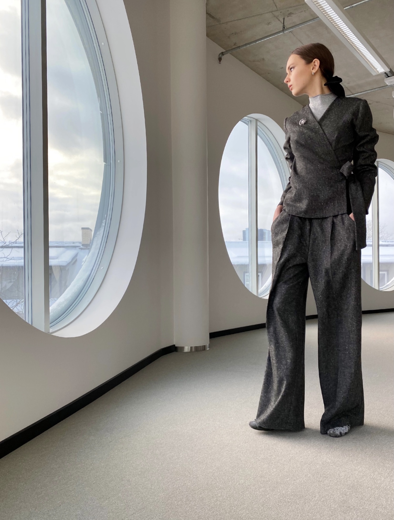 Wool grey costume