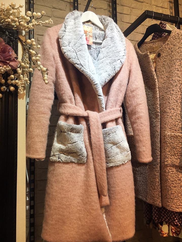 Tender coat with eco fur lining