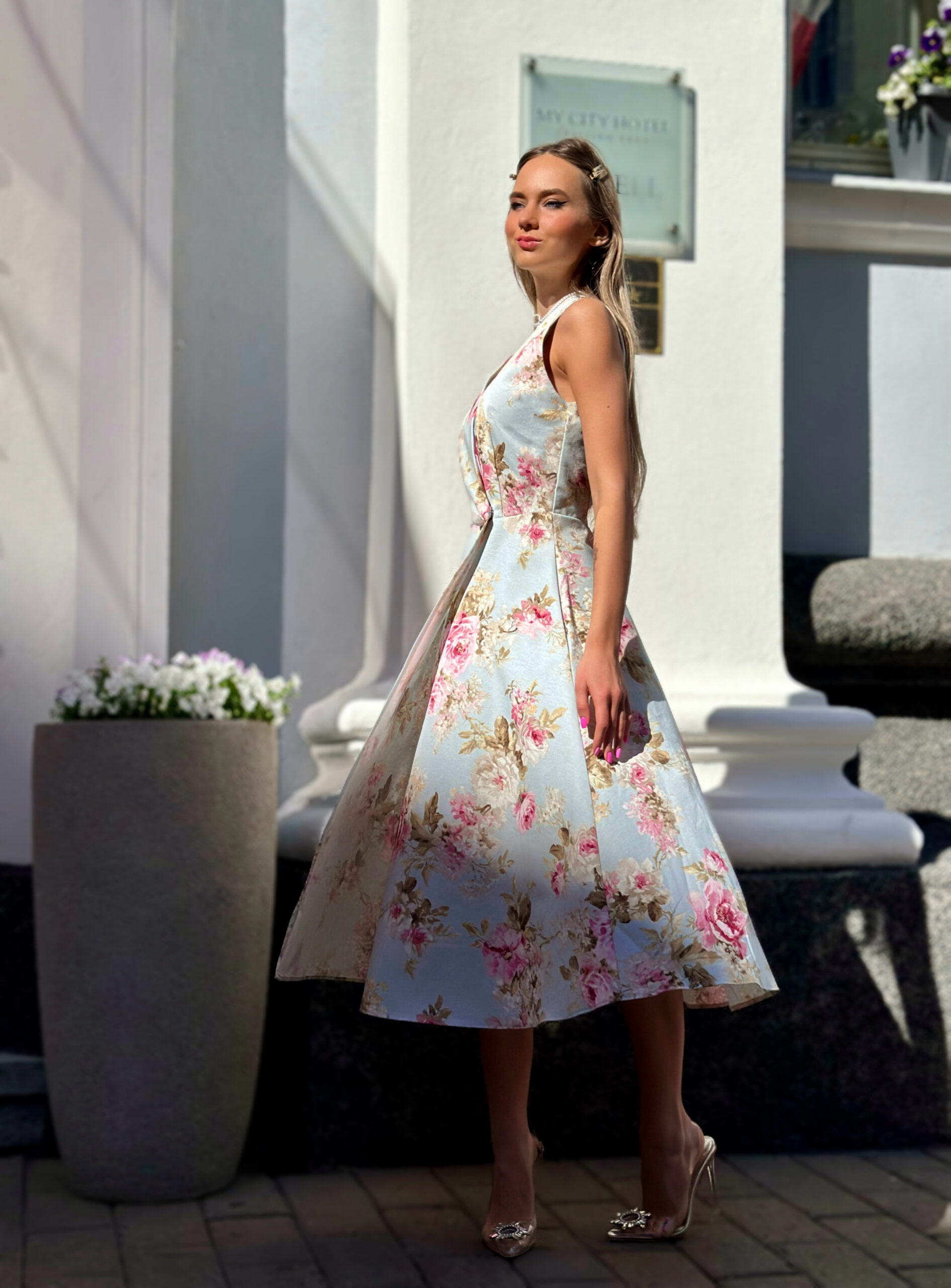 Tender roses dress